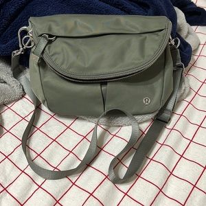 Lululemon All Night Festival Bag